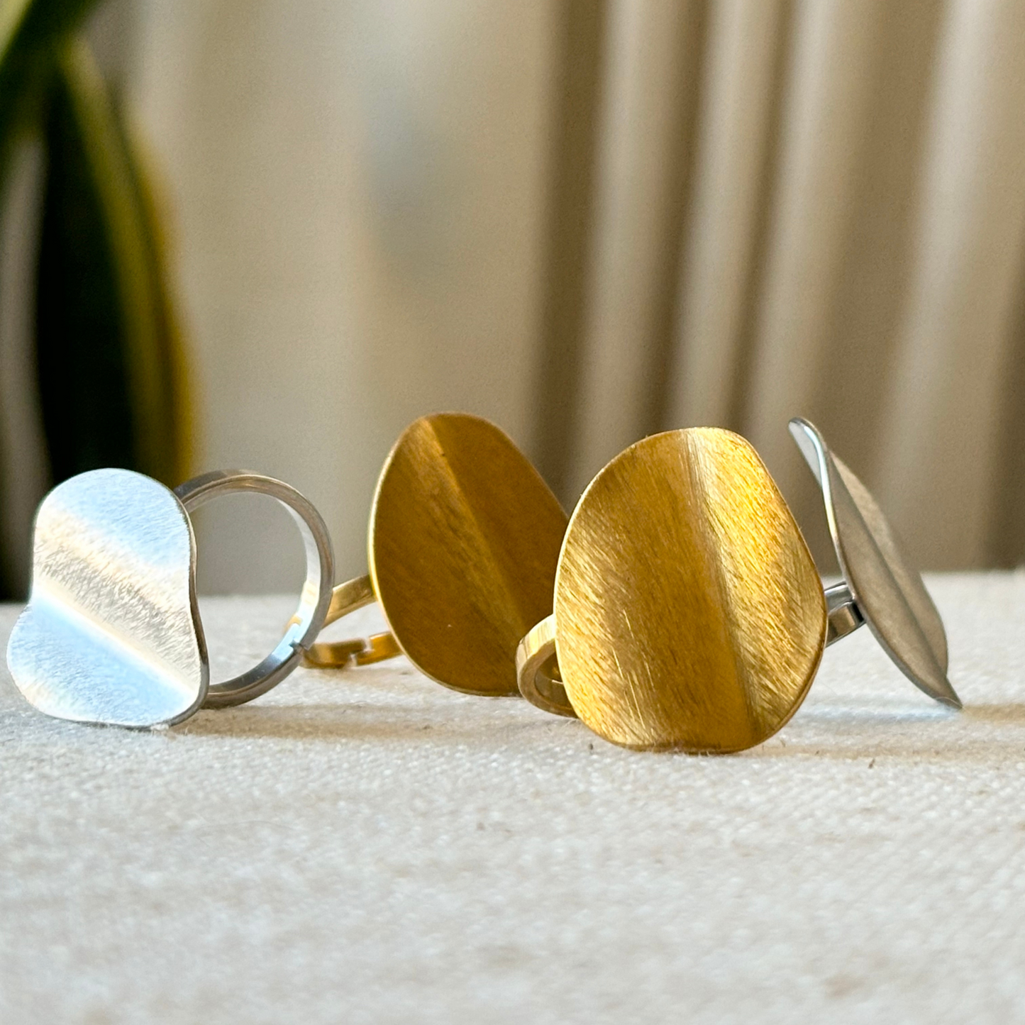 ASPEN RING