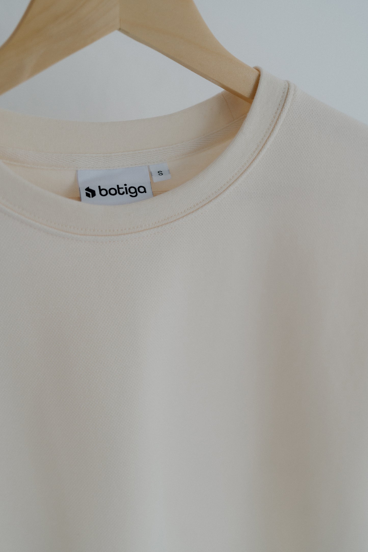 TEXTURED HEAVYWEIGHT T-SHIRT